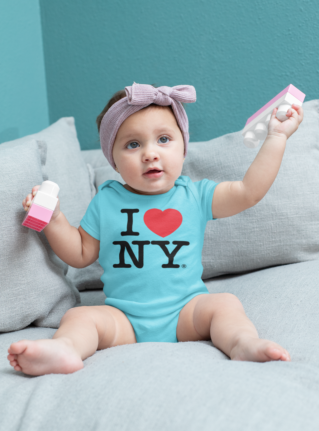  New York Yankees Windsuit (Pink, 12 Months) : Infant