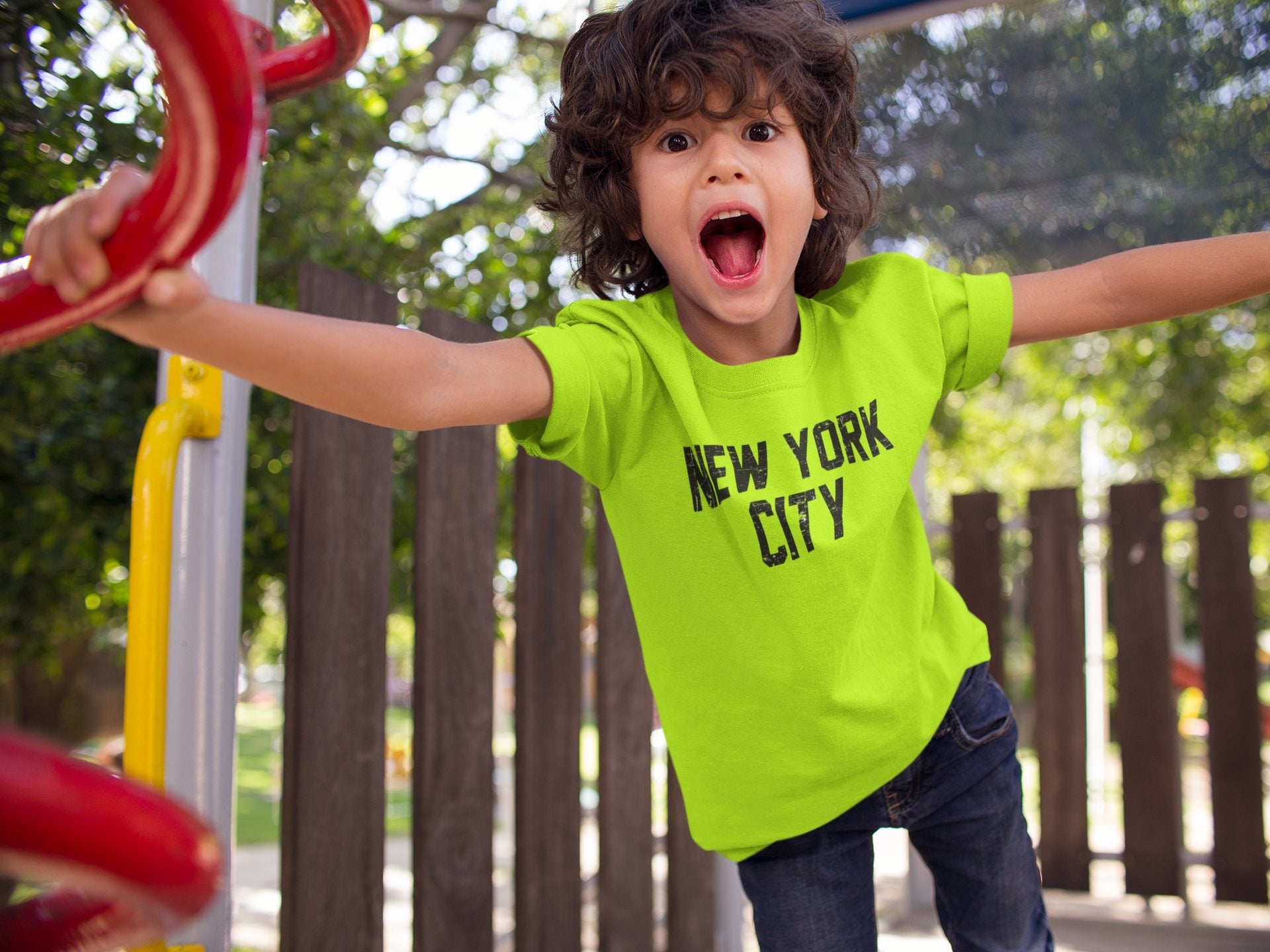 New York City Kids Short Sleeve Tee (Distressed Design, Youth Small, Safety Green)