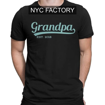 Opa Tee Gegründet 2018 Großvater 1 2018 Holzkohle